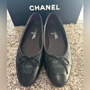 Authentic Chanel BalletFlats in Black Quilted Leather